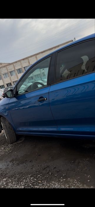 Шкода Рапид продам Шкоду