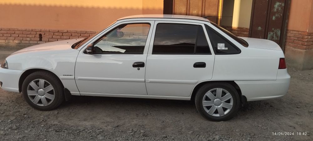 Nexia 2 1.6 doʻns sotiladi