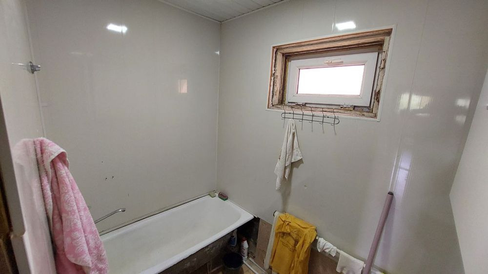 СРОЧНО!!! Продаётся 4х комнатная квартира с хорошим ремонтом.