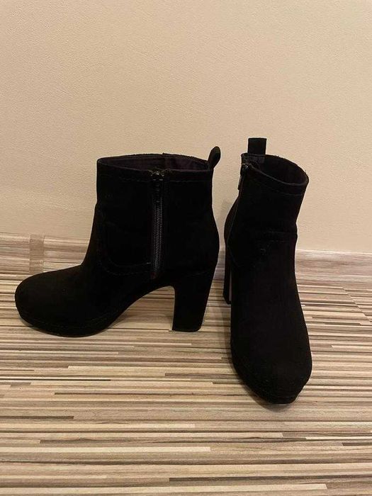 Botine negre| Piele intoarsa| Marimea 36