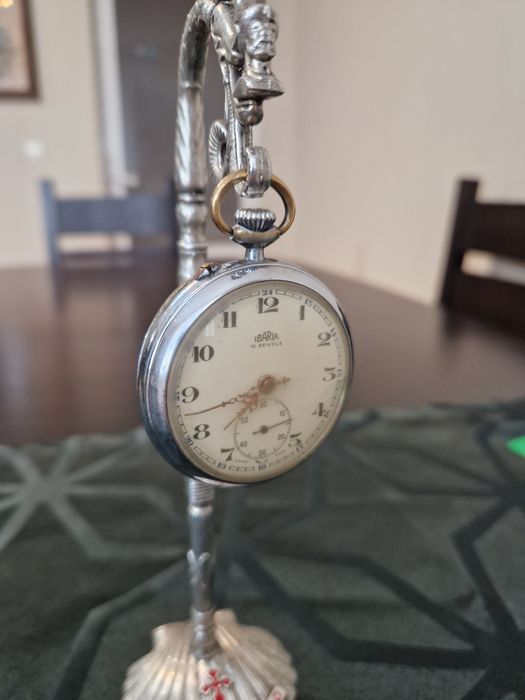 Рядък антикварен колекционерски швейцарски джобен часовник Ibaria