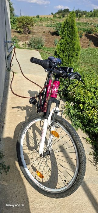 Продавам колело за момиче колелото е много запазено купувано е чисто