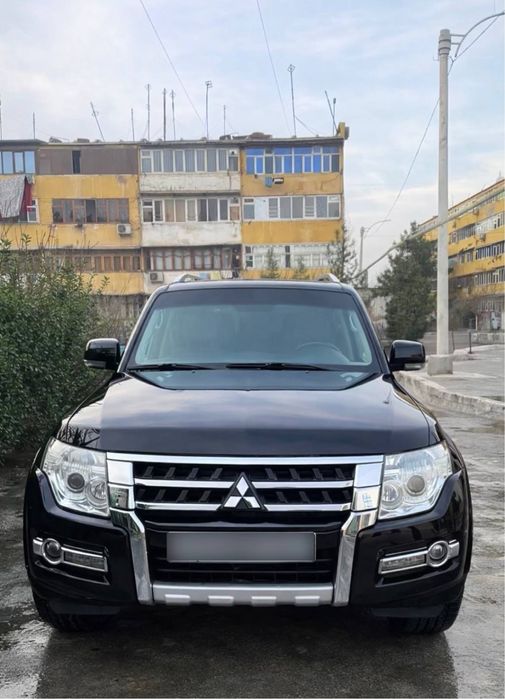 Сотилади Митсубиши Паджеро 4
