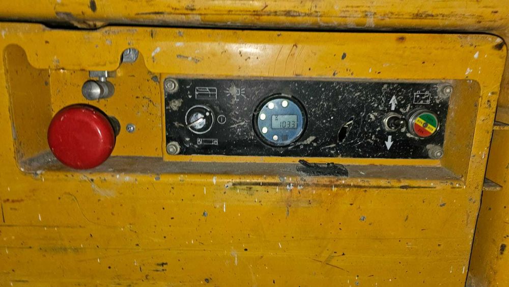 Nacela electrica de tip foarfeca Haulotte Optimum 8