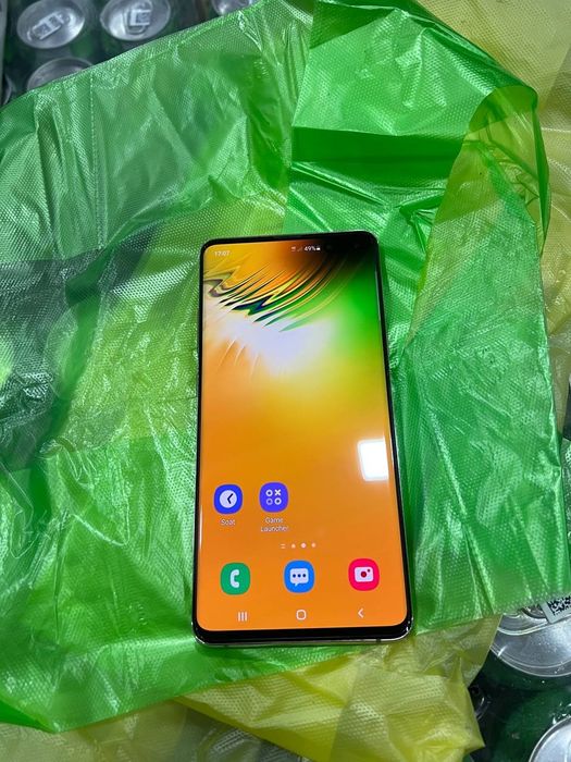 Samsung galaxy s10 +5j