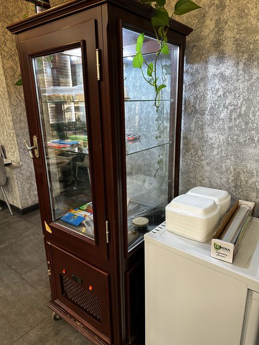 Кондитерский холодильник