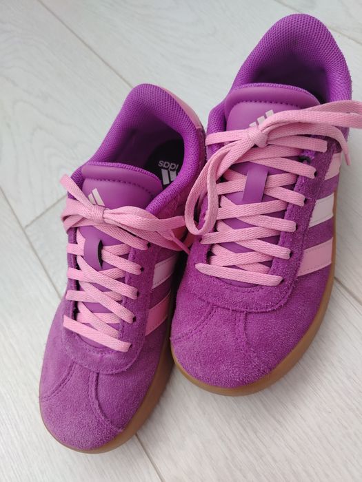 Маратонки 33. 5 номер