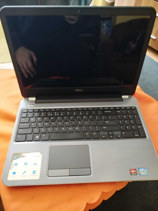 Dell Inspirion 5521