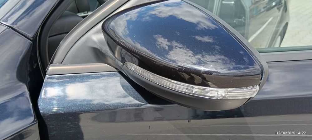 Vând Volkswagen Jetta