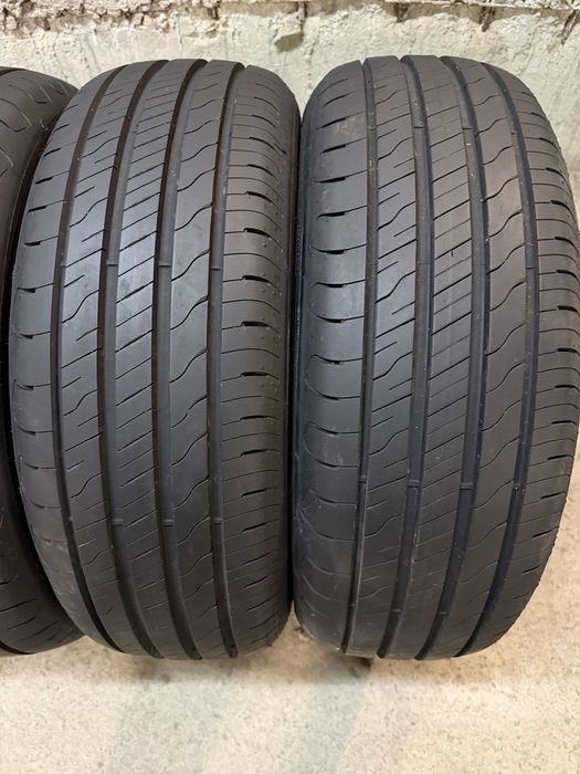235/60/18 GoodYear 4бр дот23