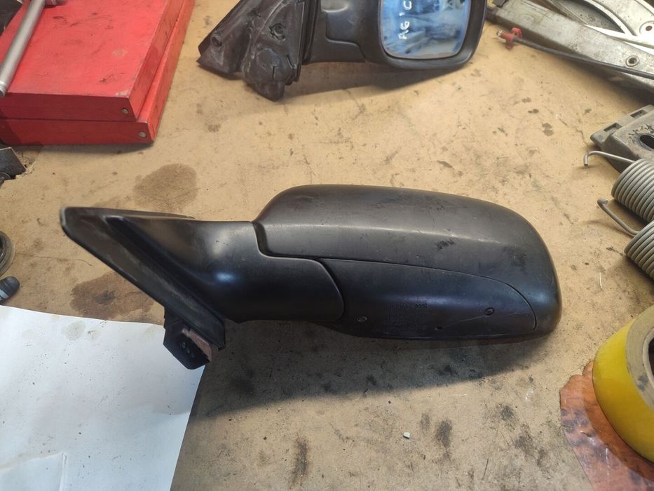 Зеркало Ауди А6 С4