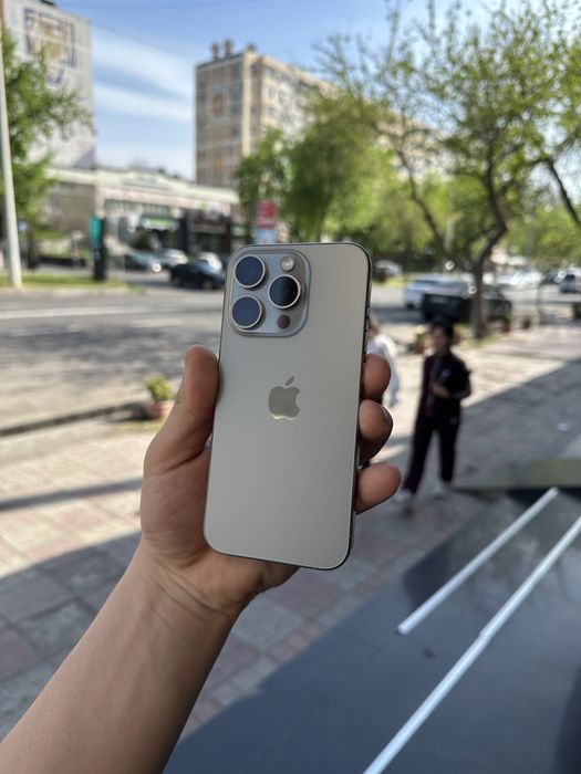 Apple iPhone 15 pro