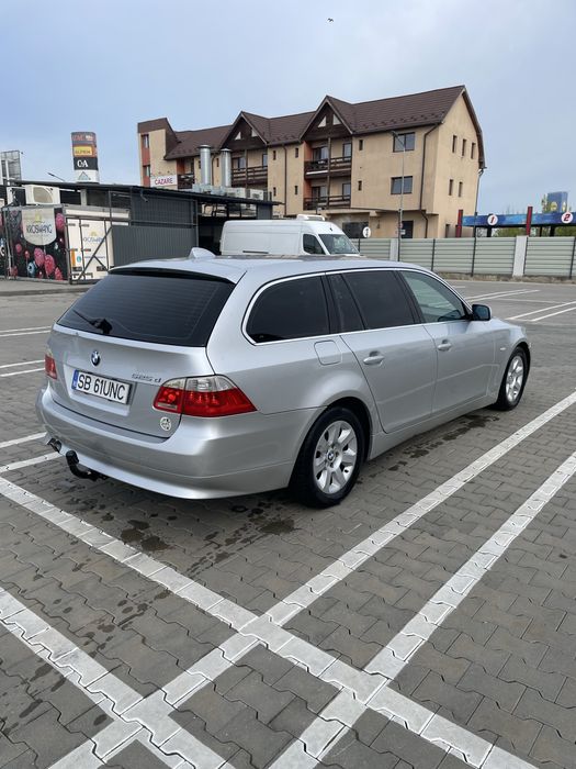BMW 525 / automata