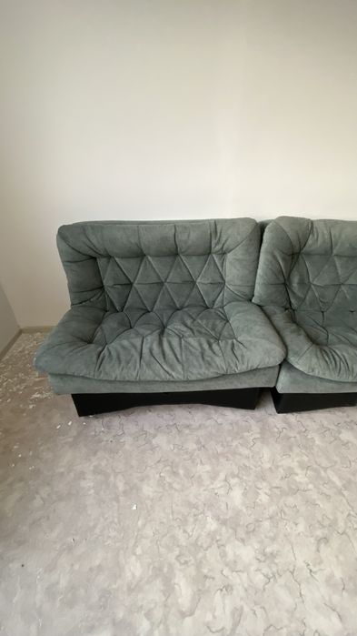 Диван болшой 2метра второй 110см