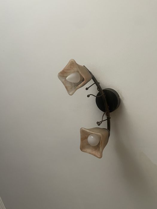 Продам люстры