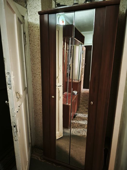 Продам прихожку и шкаф