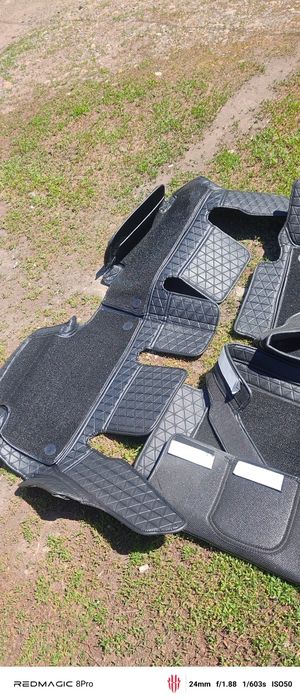 Продам 5D полики на Лексус РХ350