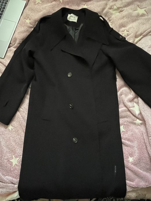 Продам Черное Пальто хорошее