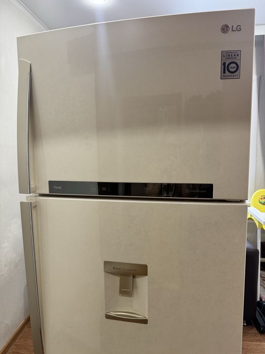 Продам холодильник