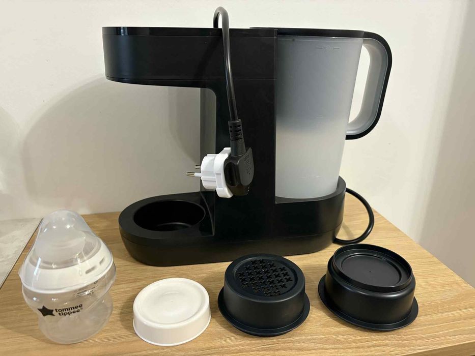 Tommee Tipee - уред за приготвяне на мляко