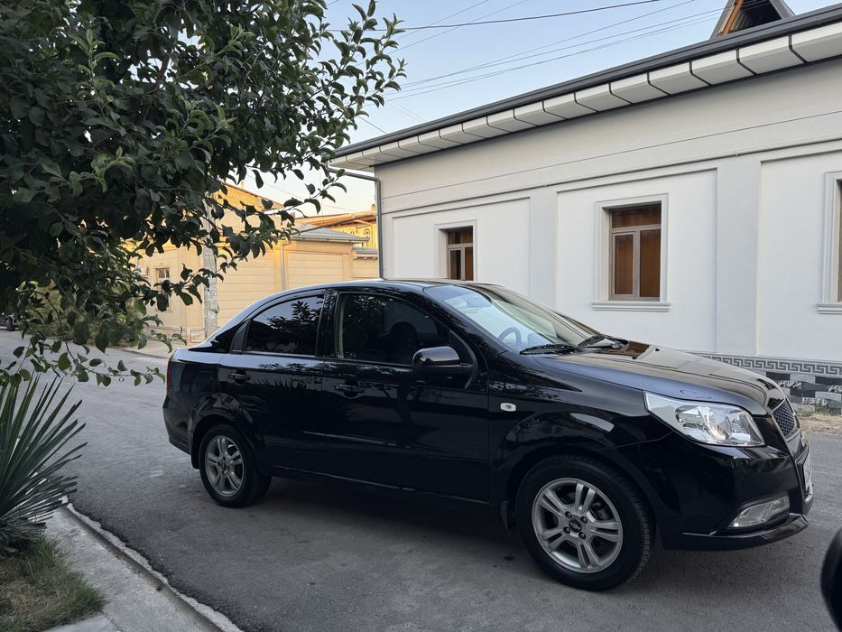 Nexia 3 qora aftomat