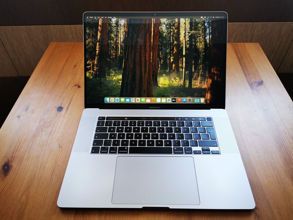 Macbook Pro 16 2019 - Intel i7 - 32GB - 512 SSD - AMD Pro 5300M