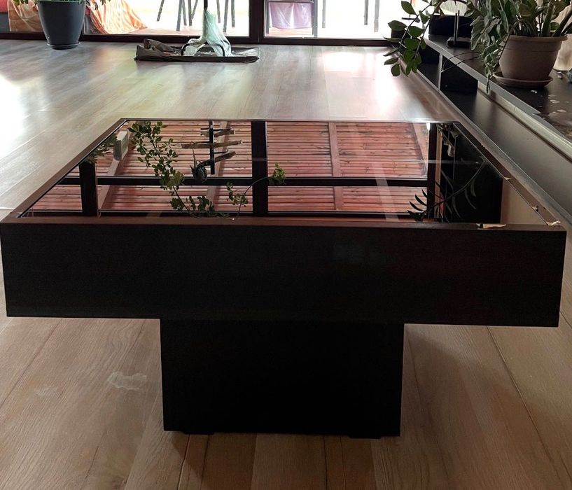 Masuta cafea cu capac de sticla