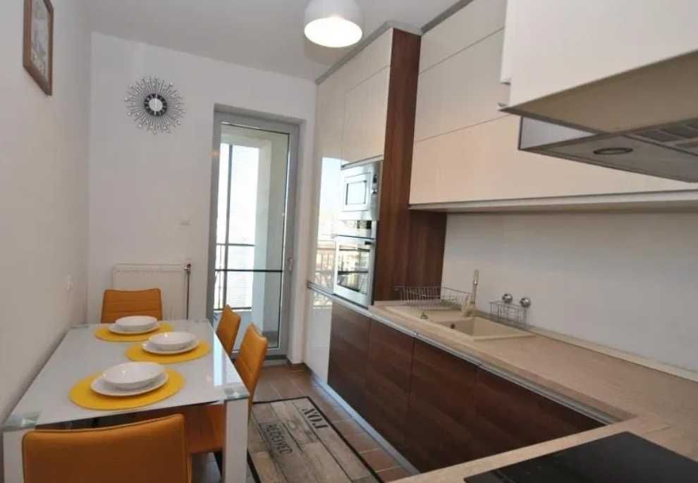 Дава се под наем Тристаен апартамент в Пловдив, Изгрев - 88 кв.м за 357 € - Снимка #3