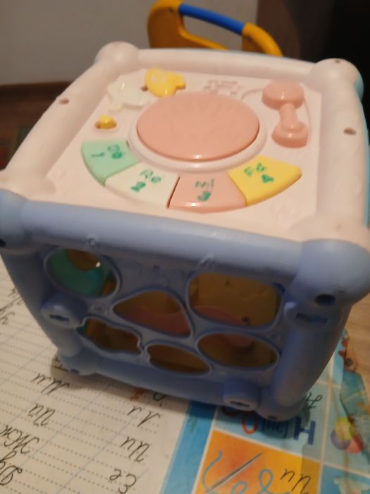 Продаются игрушки