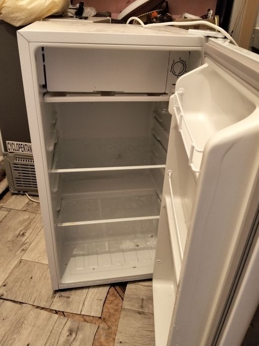 Продается холодильник