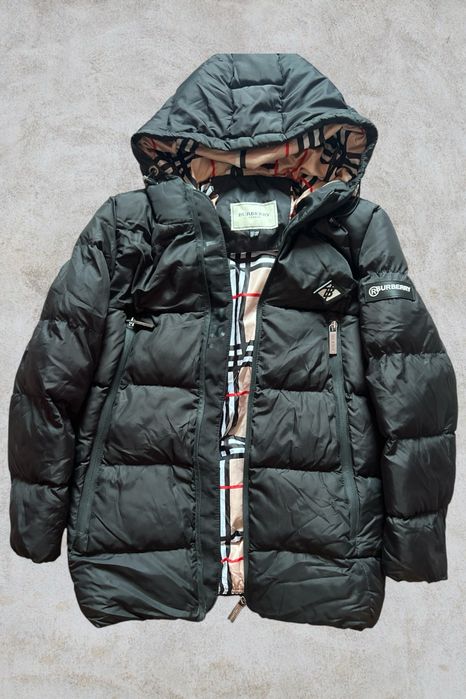 Geaca Burberry puffer pentru copii