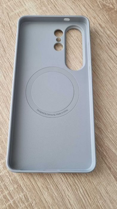 Vand husa originala Samsung pentru Galaxy S26 Ultra