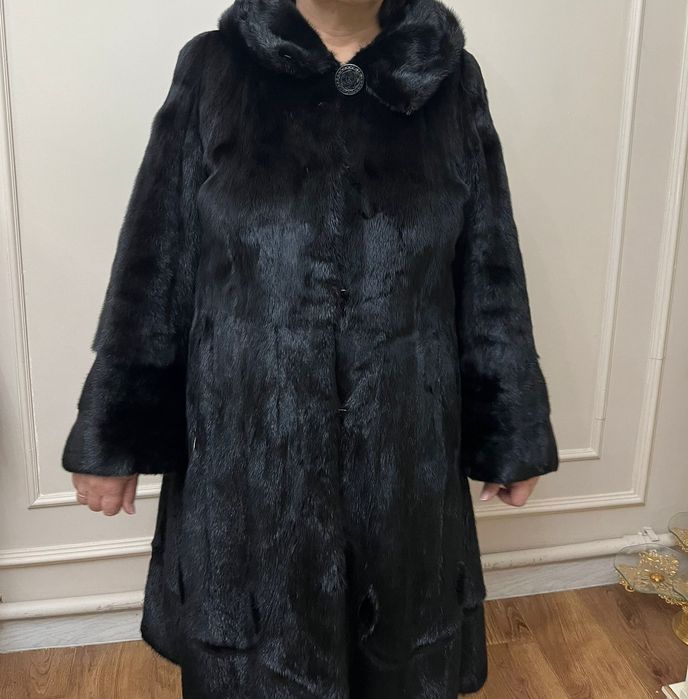 Продаётся Норковая шуба