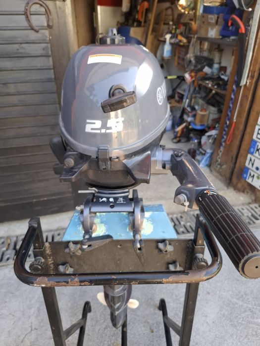 Продавам двигател Ямата 2.5 конски сили