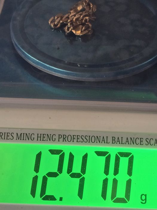 Золотой женский браслет.