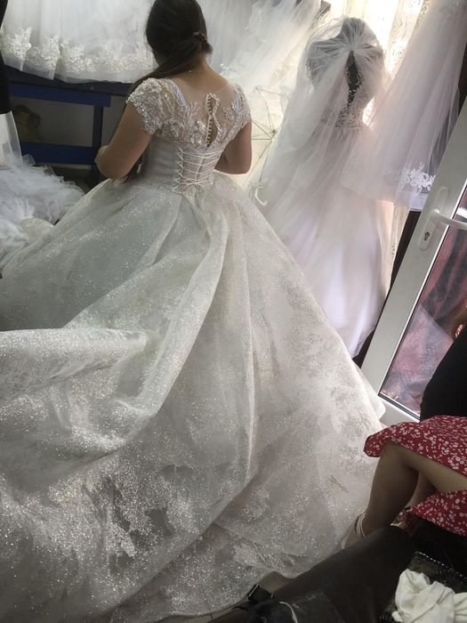 De vanzare rochie de mireasa