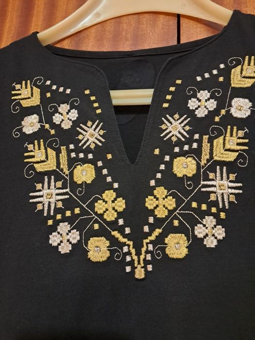 Блуза с шевица на Везба