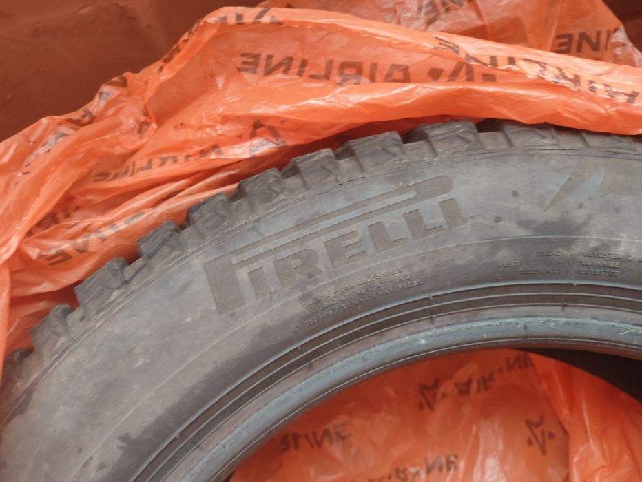 Продам шипованную резину