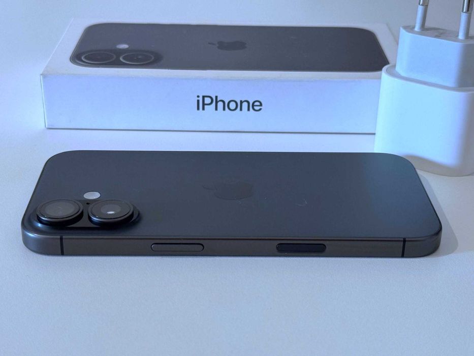 Бартер! 16м.Гаранция! iPhone 17 Black (Черен) + Apple Адаптер. 96% Батерия.