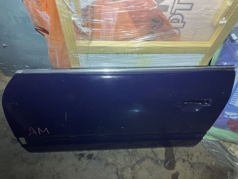 Дверь передняя левая Audi A6C4