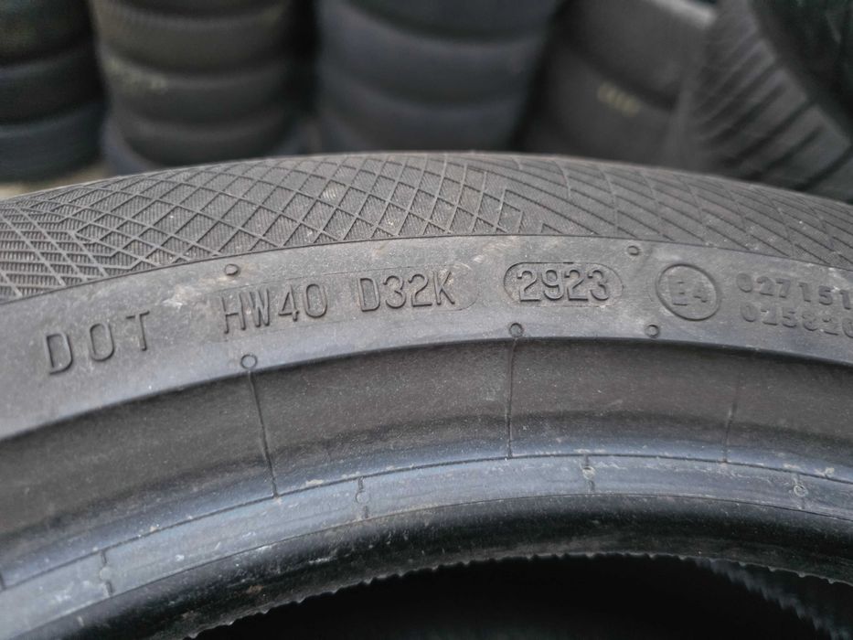 2бр Зимни гуми 225 50 17 - Continental - DOT 2023