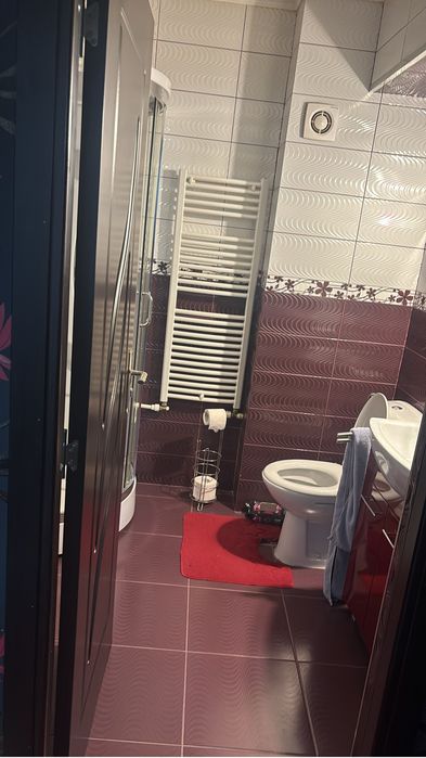 Vind apartament situat in Floresti str prof ioan rus 4