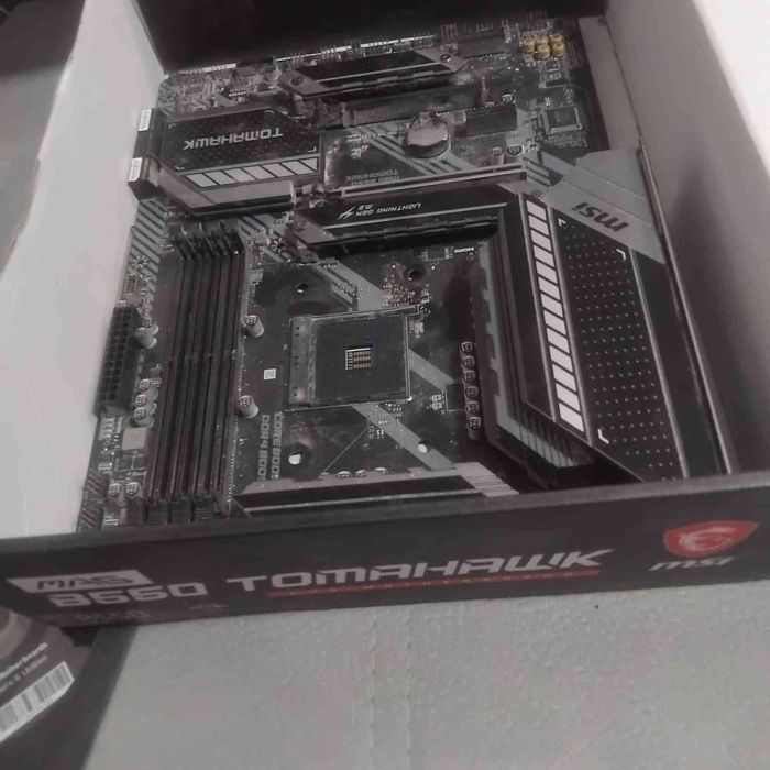 MSI B550 TOMAHAWK AM4 Дънна платка