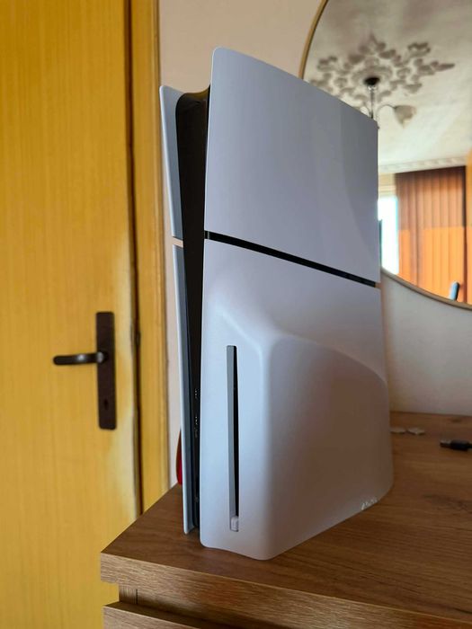 Playstation 5 SLIM Disc 1TB Ghost of Yotei