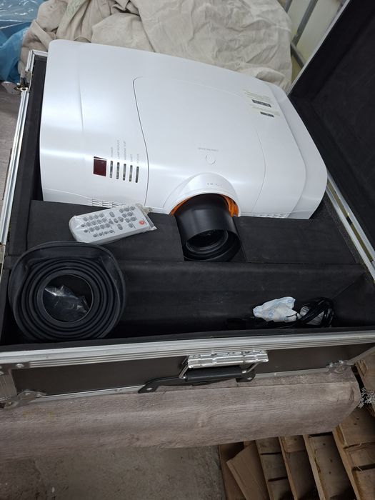 Проектор инстоляционный