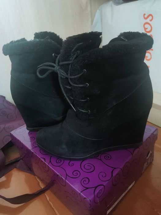 Зимние полуботинки замшевые