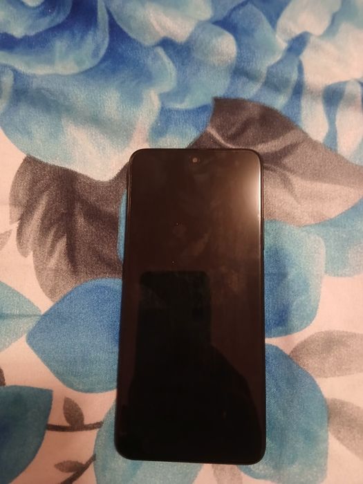 Vând honor 400 smart