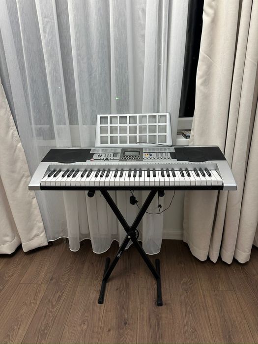 Синтезатор новый