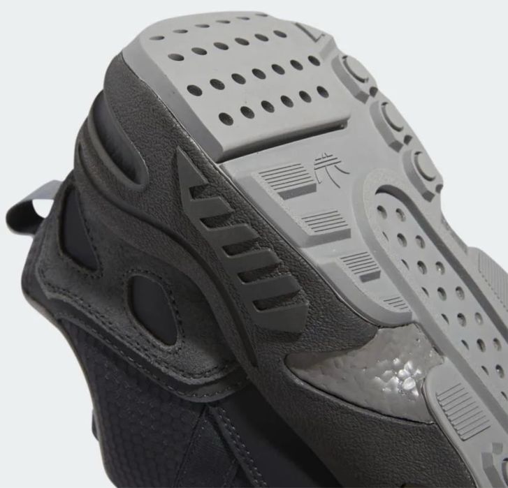 Кроссовки Adidas zx22