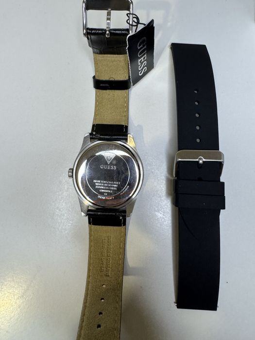 Нов мъжки аналогов кварцов часовник Guess GW0809G1